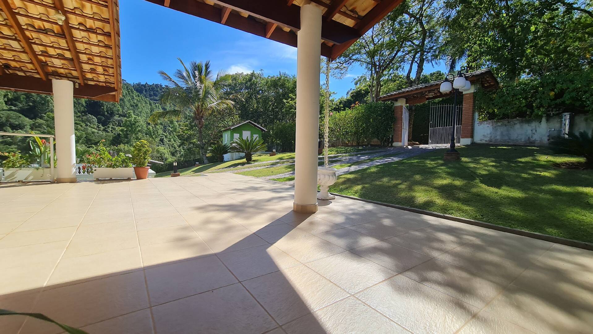 Casa à venda com 4 quartos, 325m² - Foto 21