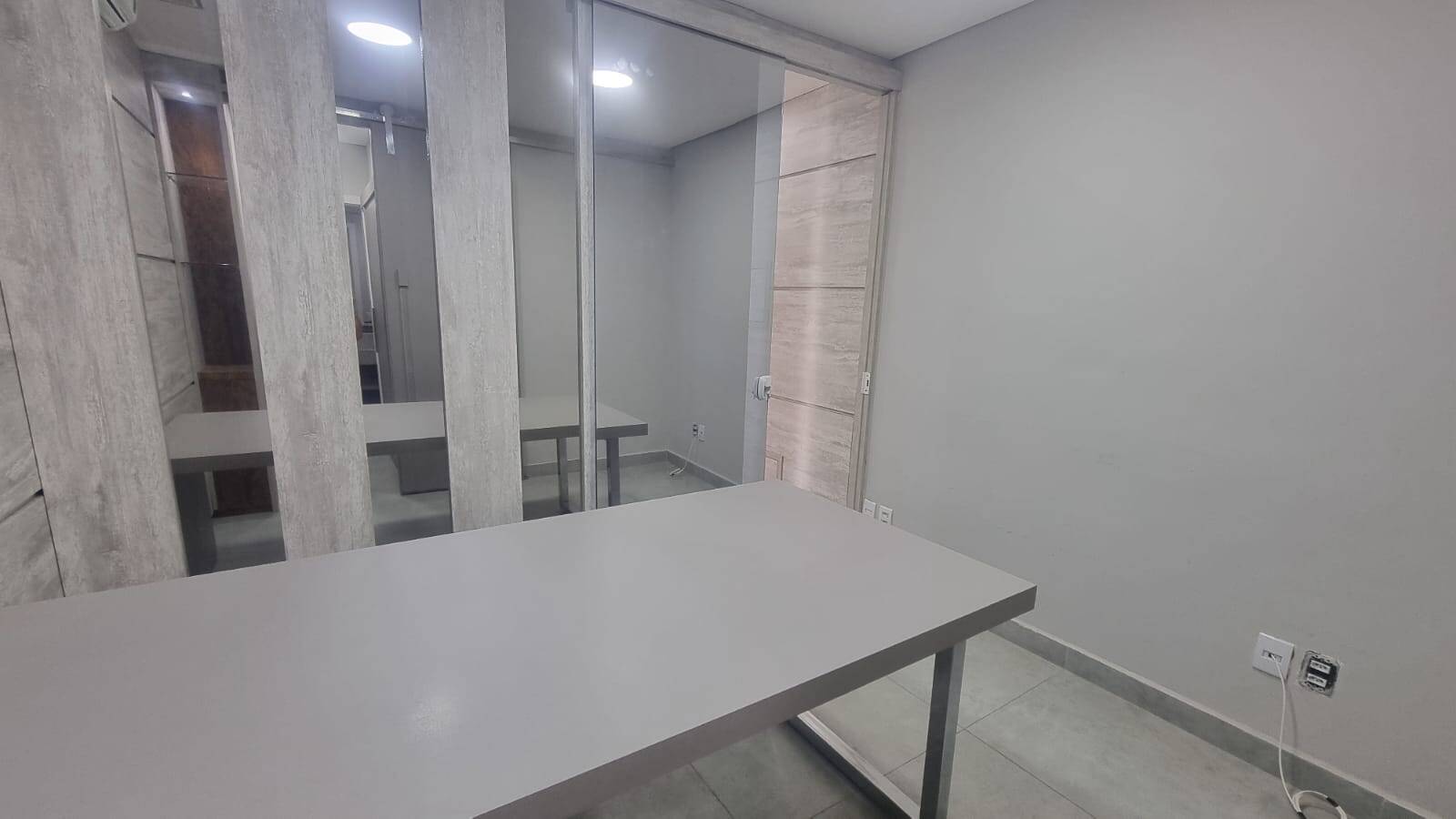 Oportunidade Única: Sala Comercial no Edifício Itatiba Hill