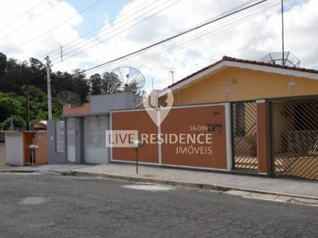 #2390 - Casa para Venda em Itatiba - SP - 2