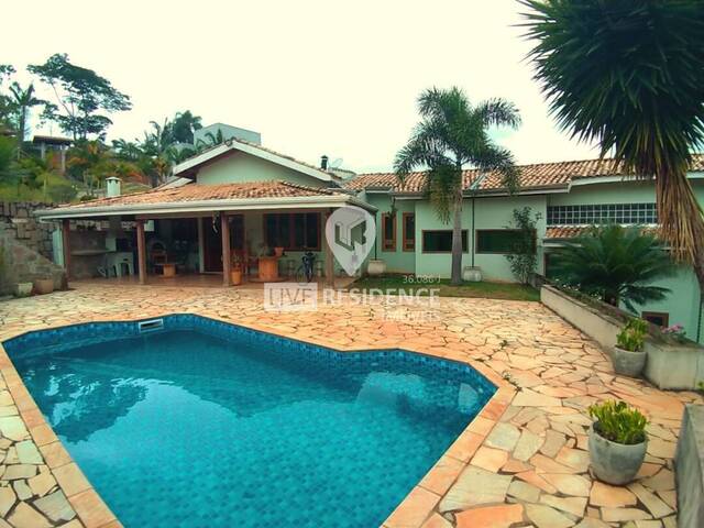 #5301 - Casa em condomínio ou Chácara para Venda em Itatiba - SP