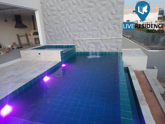 #6324 - Casa em condomínio ou Chácara para Venda em Itatiba - SP