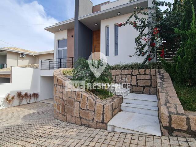 #6700 - Casa em condomínio ou Chácara para Venda em Itatiba - SP