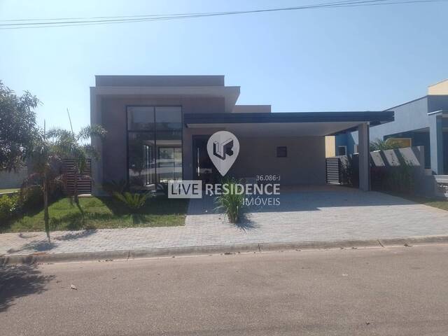 #6856 - Casa em condomínio ou Chácara para Venda em Itatiba - SP