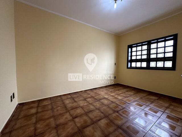 #6932 - Casa para Venda em Itatiba - SP - 2