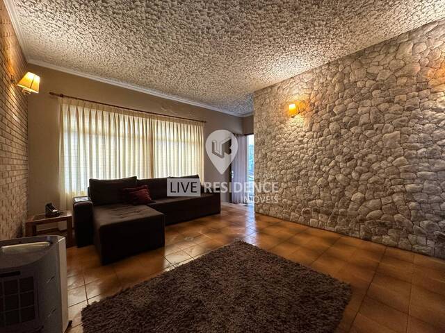 #7060 - Casa para Venda em Itatiba - SP