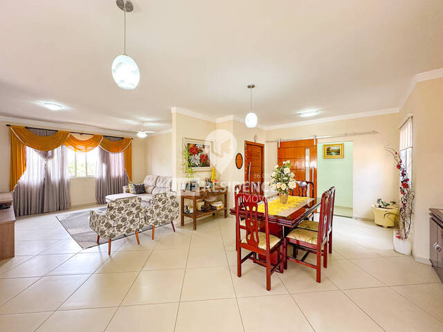 #6876 - Casa em condomínio ou Chácara para Venda em Itatiba - SP