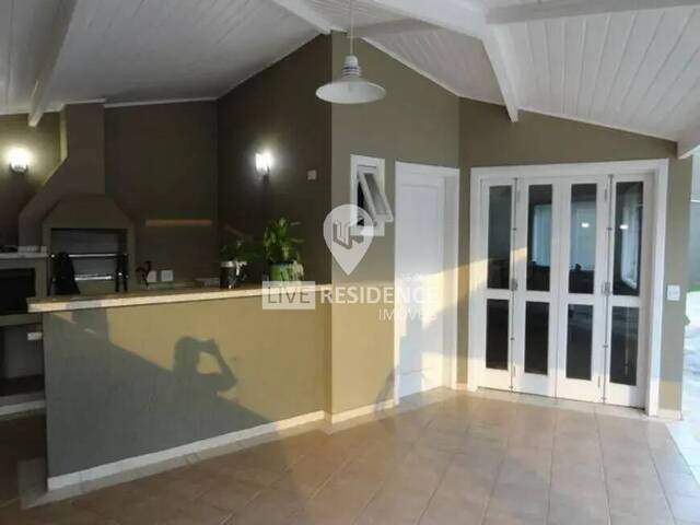 #7406 - Casa para Venda em Itatiba - SP