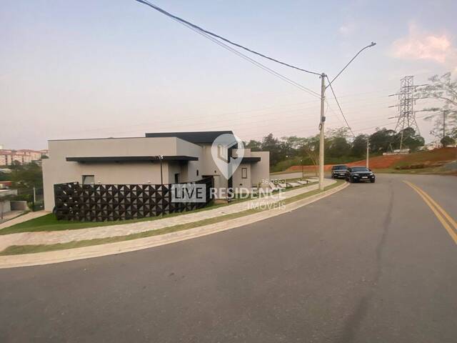 #7537 - Casa para Venda em Itatiba - SP