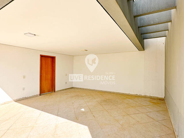 #7577 - Casa em condomínio ou Chácara para Venda em Itatiba - SP