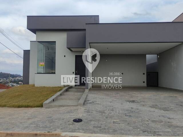 #7653 - Casa em condomínio ou Chácara para Venda em Itatiba - SP