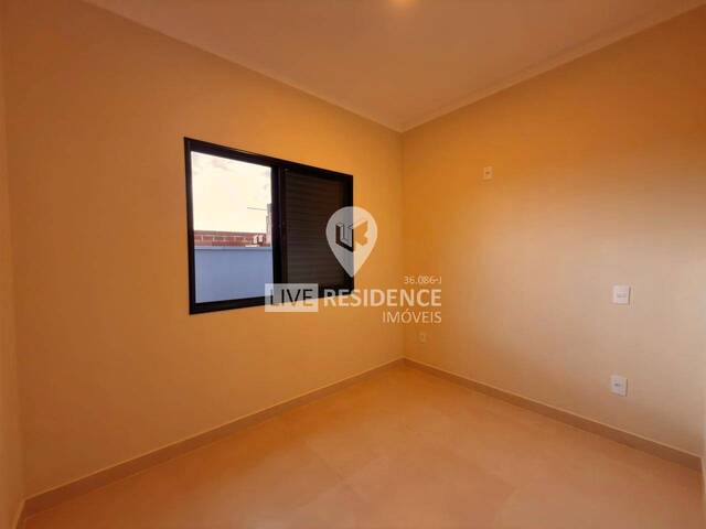 #7696 - Casa para Venda em Itatiba - SP