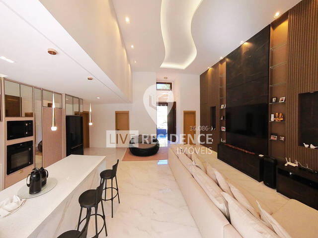 #7724 - Casa em condomínio ou Chácara para Venda em Itatiba - SP