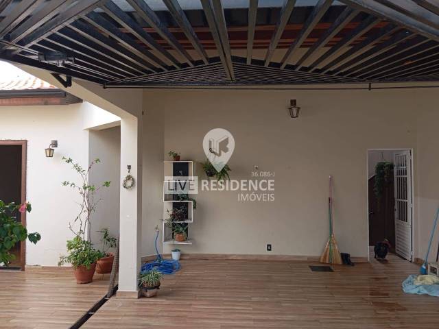 #7767 - Casa para Venda em Itatiba - SP