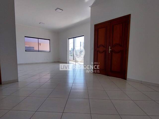 #7896 - Casa para Venda em Itatiba - SP