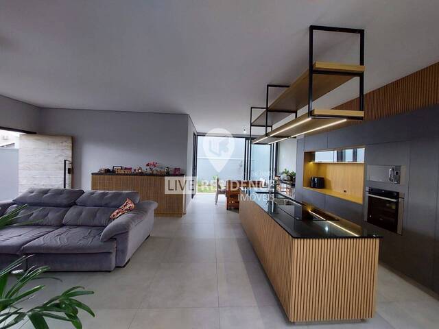 #7913 - Casa para Venda em Itatiba - SP