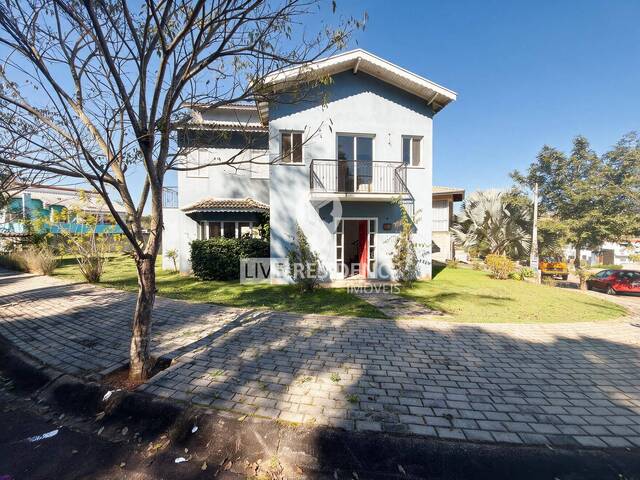 #7967 - Casa para Venda em Itatiba - SP