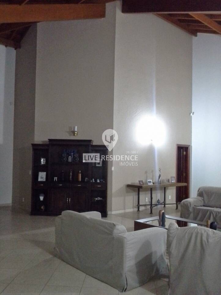 Casa à venda com 3 quartos, 583m² - Foto 36