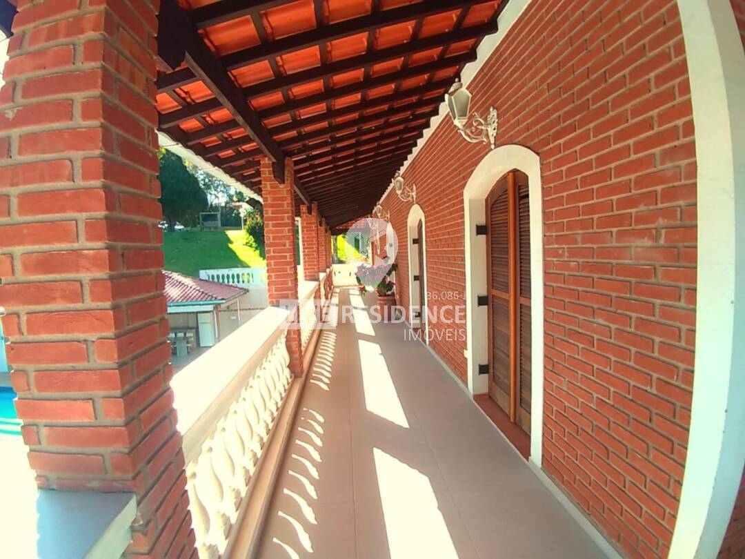 Casa à venda com 6 quartos, 984m² - Foto 23