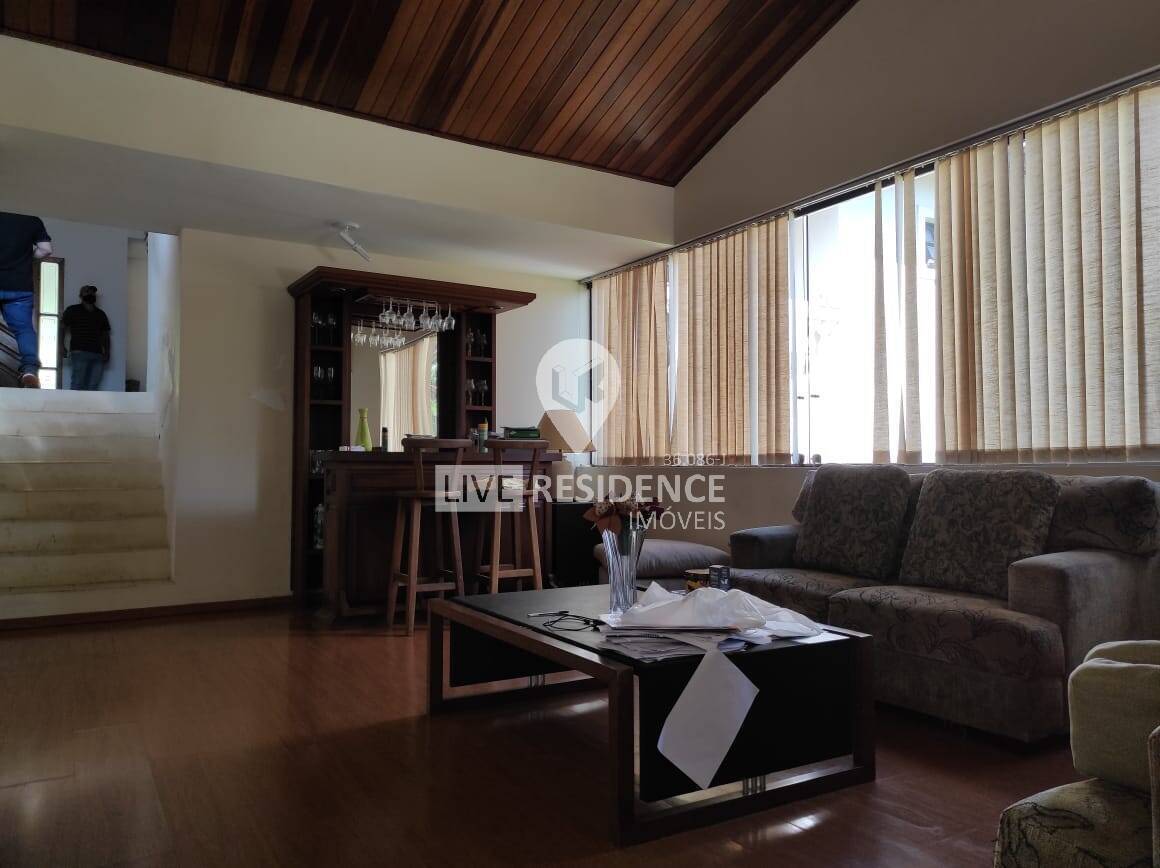 Casa à venda com 4 quartos, 453m² - Foto 23