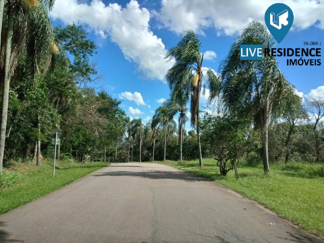 Terreno à venda no condomínio sete lagos Itatiba - Live Residence