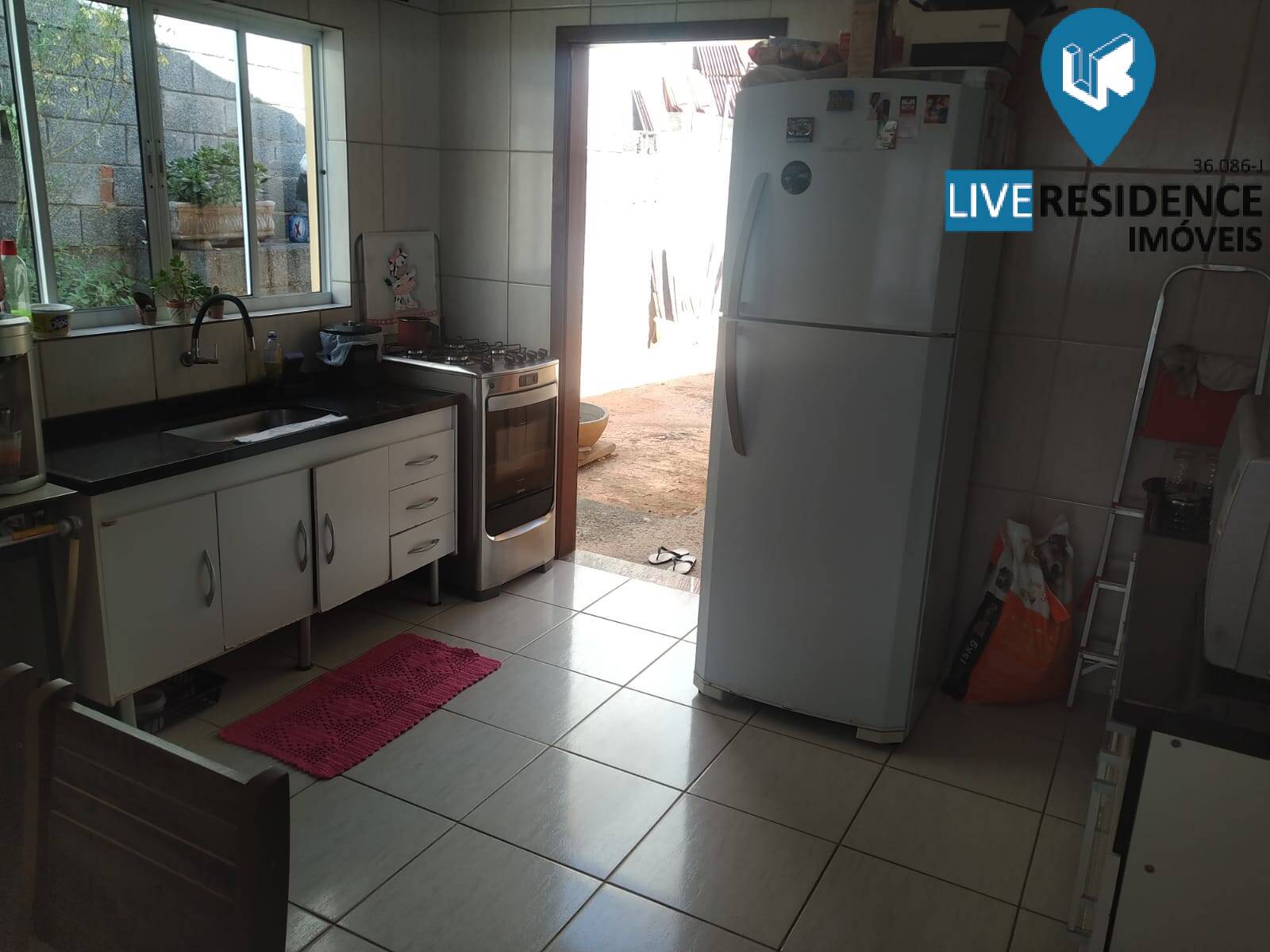 Casa à venda com 2 quartos, 169m² - Foto 3