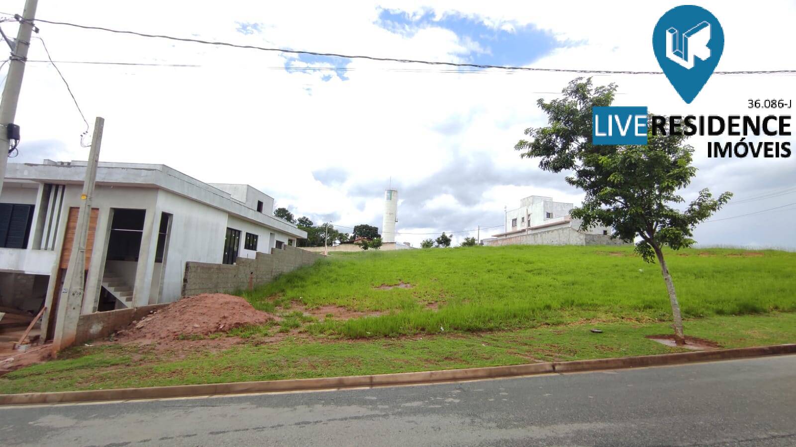 Vende Terreno no Portal de San Giovanni 391m², Imobiliária Live