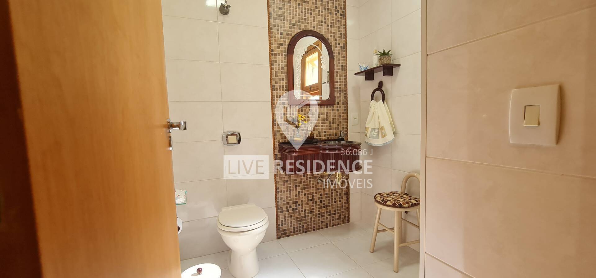 Casa à venda com 3 quartos, 214m² - Foto 10