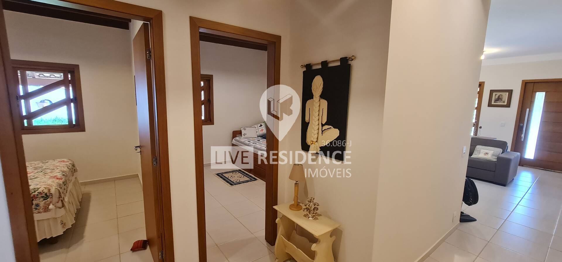 Casa à venda com 3 quartos, 214m² - Foto 11