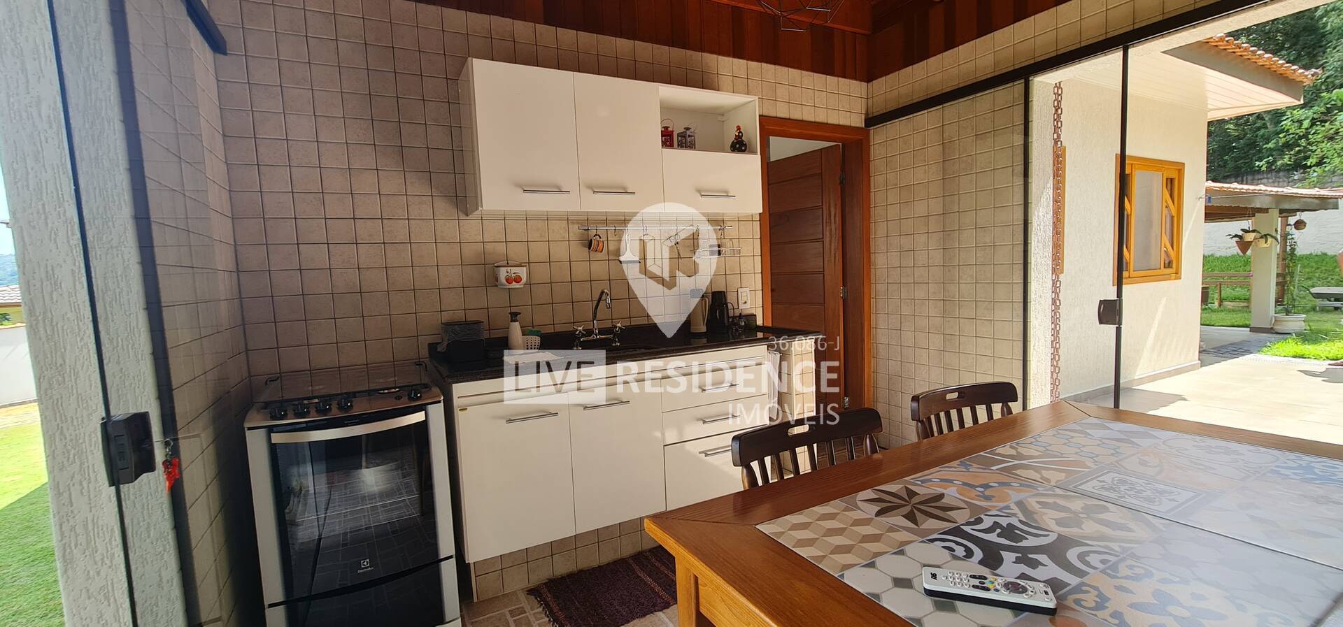 Casa à venda com 3 quartos, 214m² - Foto 18