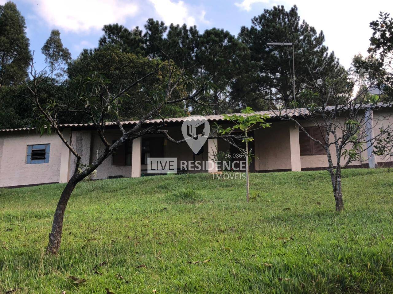 Casa à venda com 4 quartos, 350m² - Foto 3