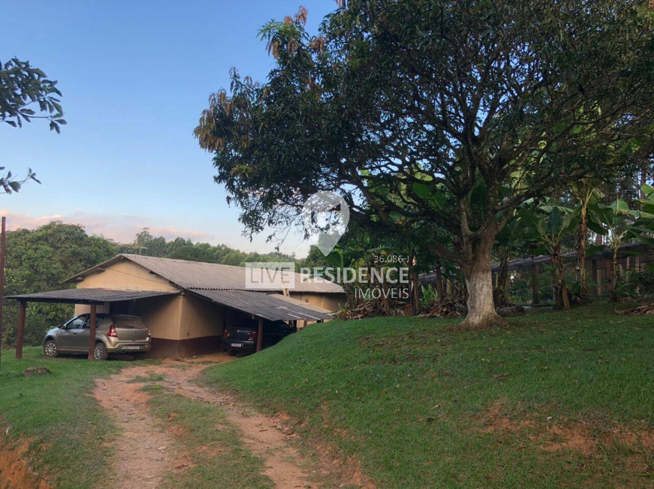 Casa à venda com 4 quartos, 350m² - Foto 4