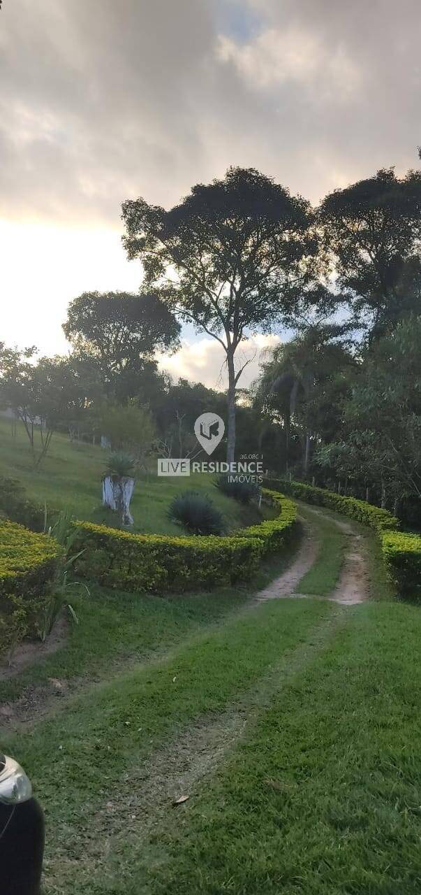 Casa à venda com 4 quartos, 350m² - Foto 36