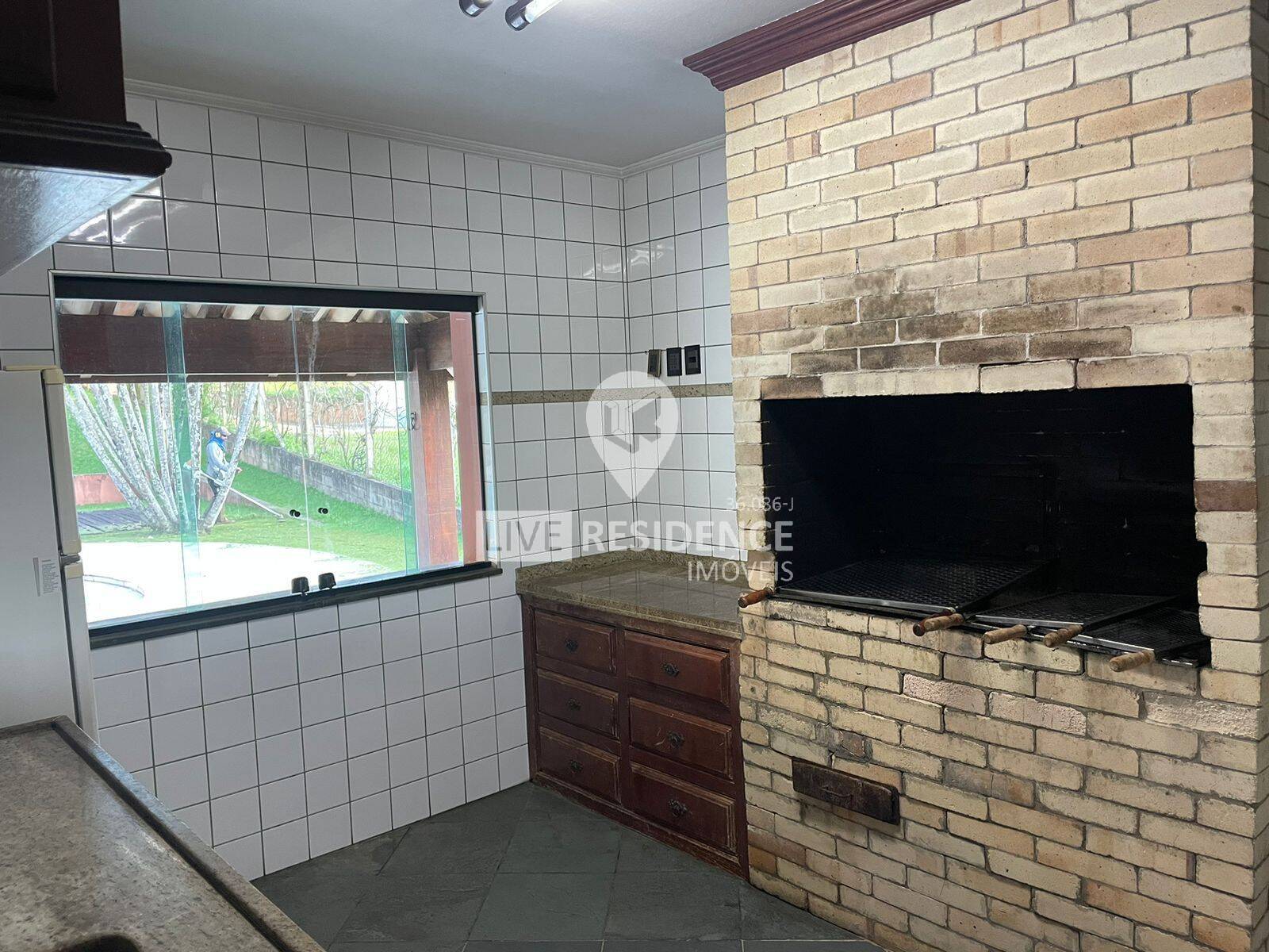 Casa à venda com 8 quartos, 991m² - Foto 24