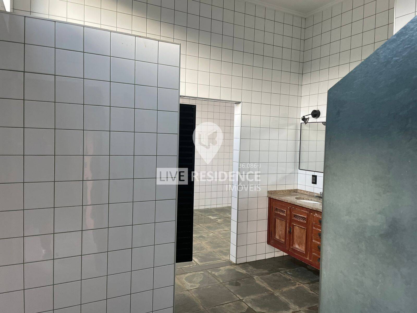 Casa à venda com 8 quartos, 991m² - Foto 26