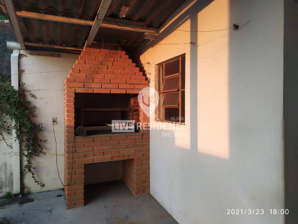 Casa à venda com 3 quartos, 159m² - Foto 5