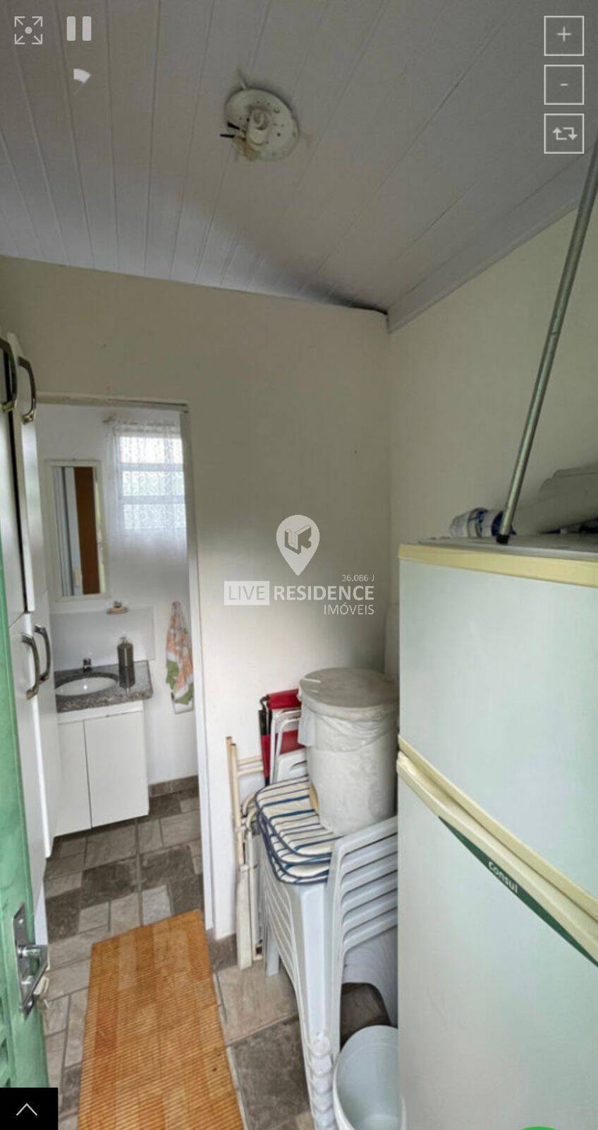 Casa à venda com 6 quartos, 262m² - Foto 33