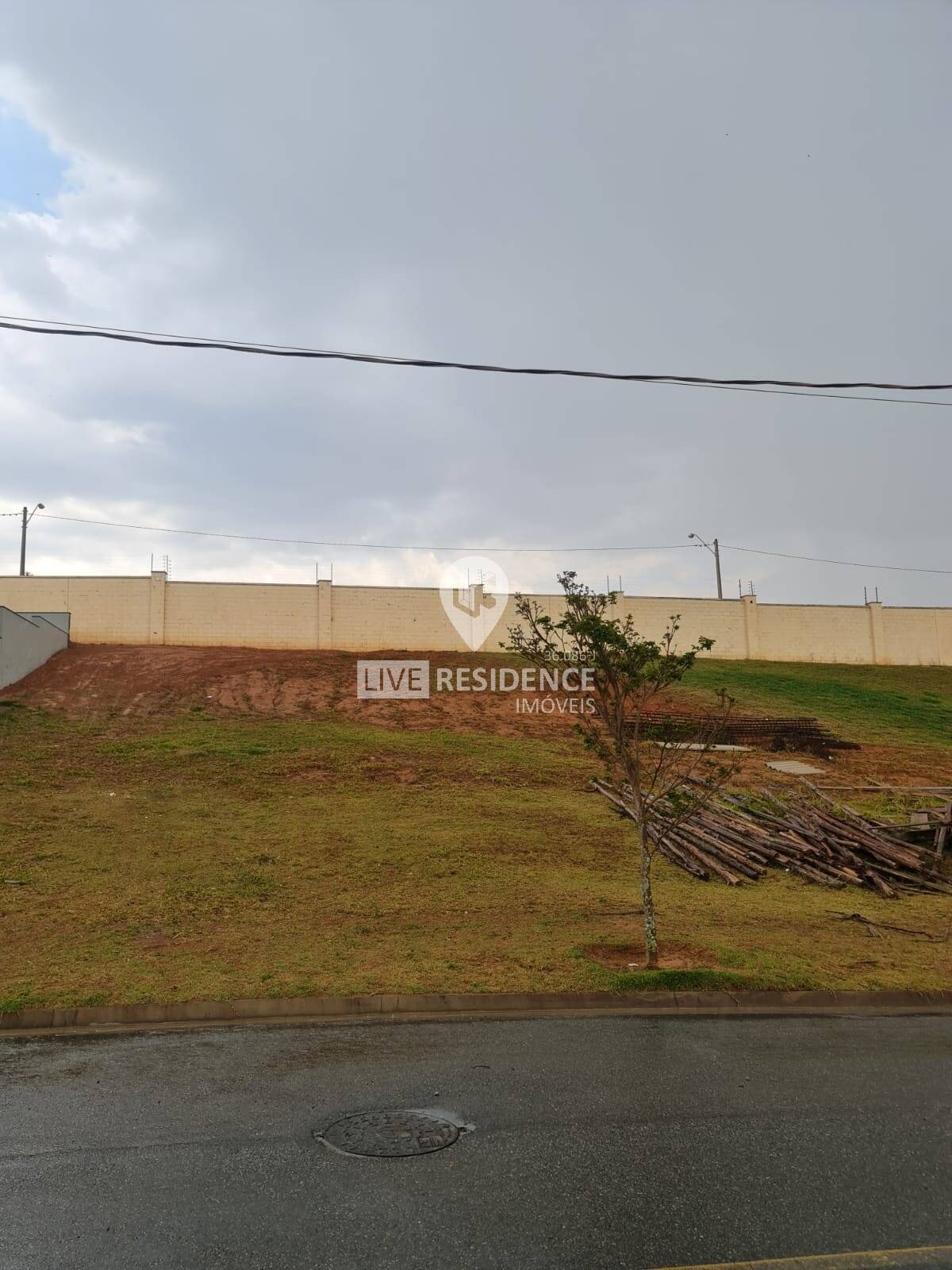 Oportunidade Única RESIDENCIAL FAZENDA SANTA ROSA - Itatiba