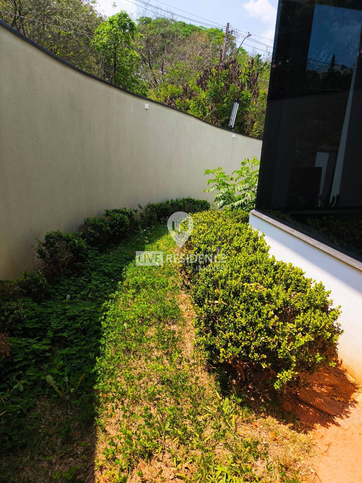 Casa à venda com 4 quartos, 241m² - Foto 32