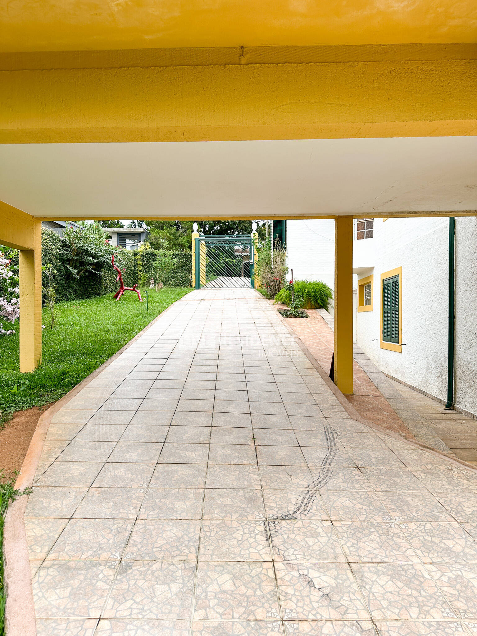 Casa à venda com 3 quartos, 615m² - Foto 41