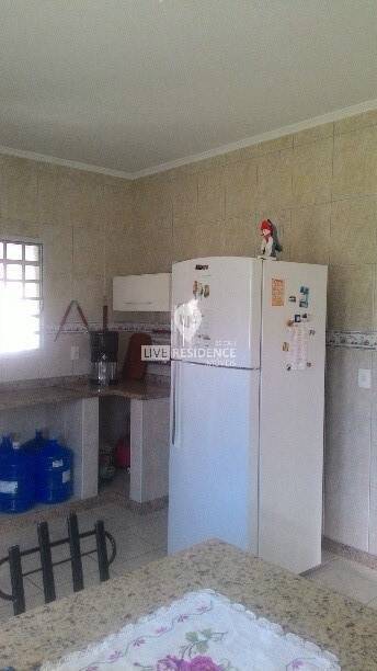 Casa à venda com 3 quartos, 307m² - Foto 8