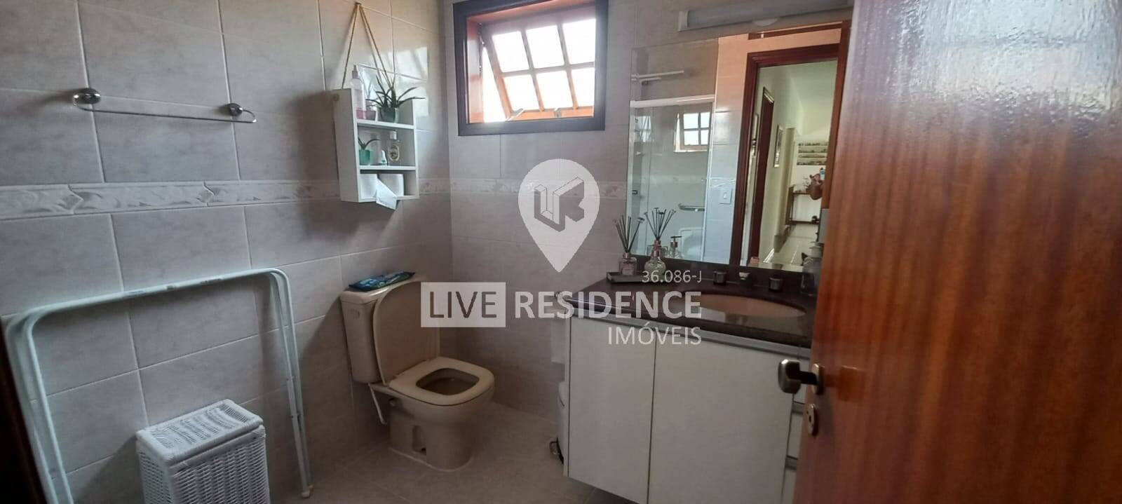 Casa à venda com 3 quartos, 260m² - Foto 3