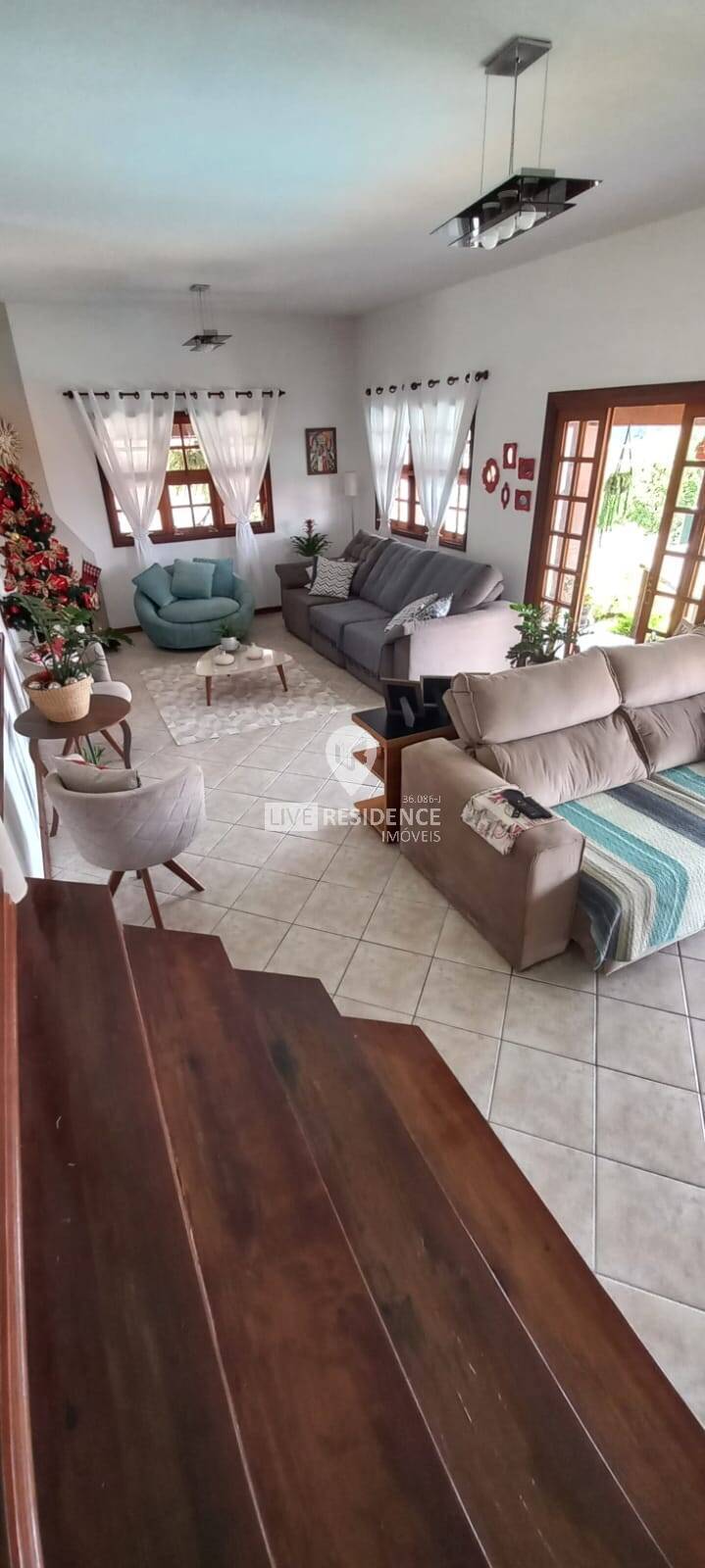 Casa à venda com 3 quartos, 260m² - Foto 6