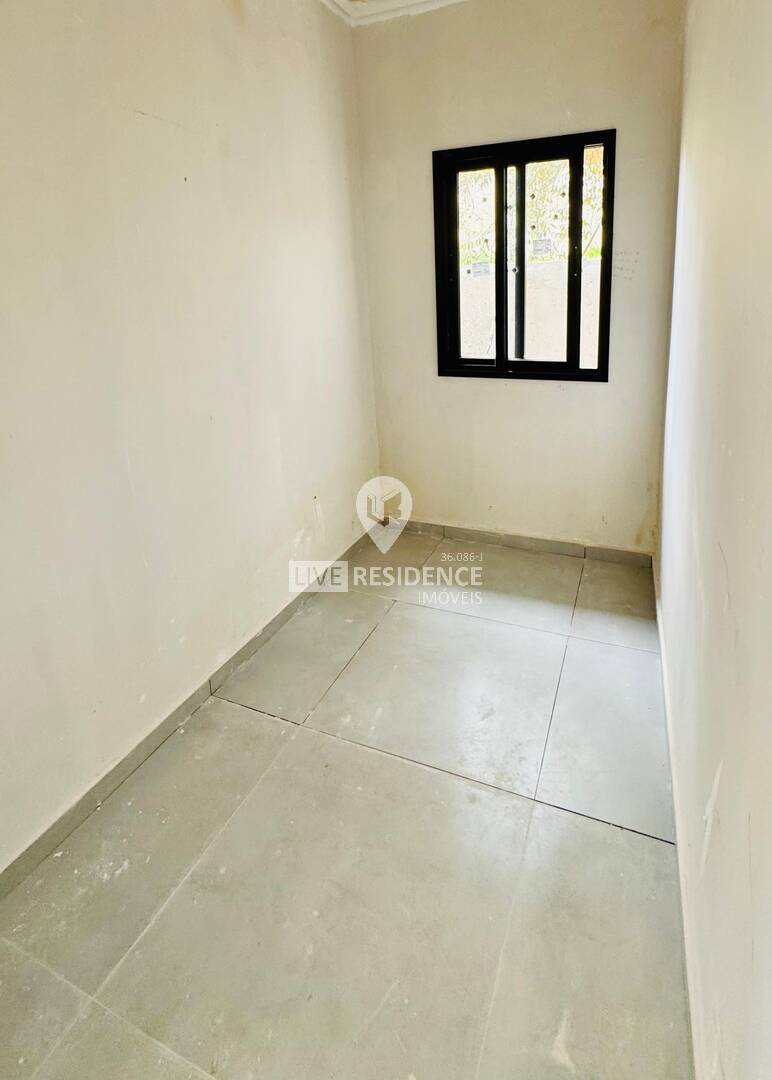 Casa à venda com 3 quartos, 220m² - Foto 7