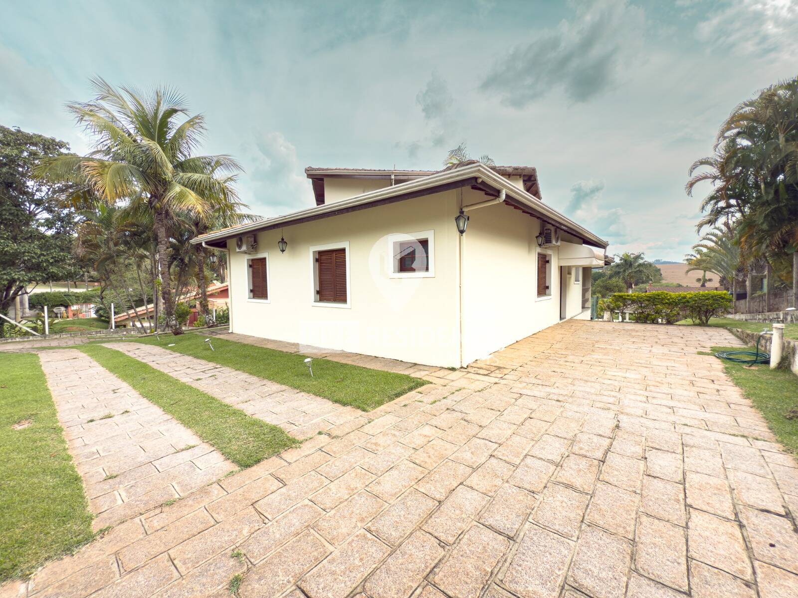 Casa à venda com 4 quartos, 280m² - Foto 35