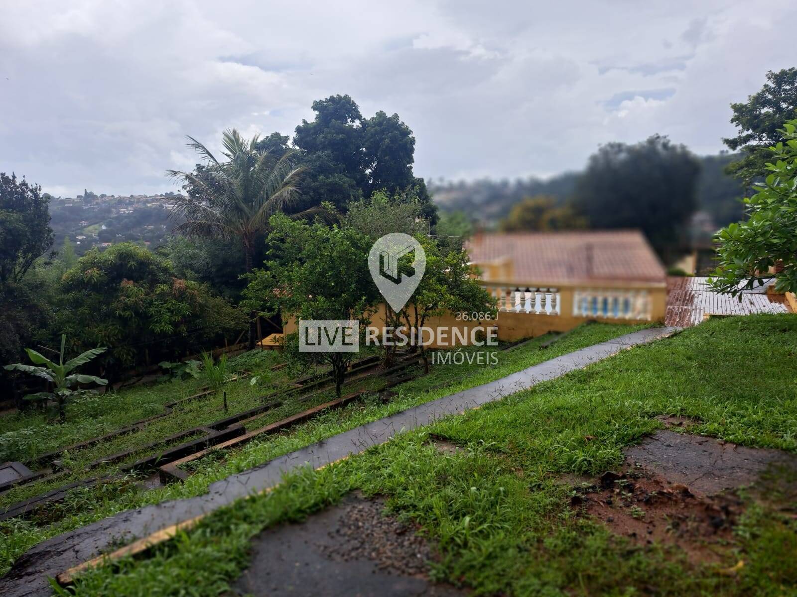Casa à venda com 2 quartos, 290m² - Foto 8