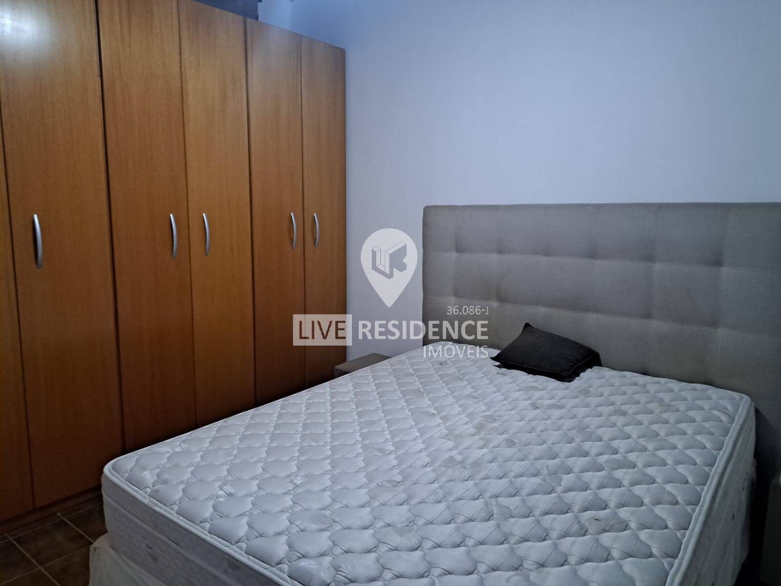 Casa à venda com 2 quartos, 290m² - Foto 18