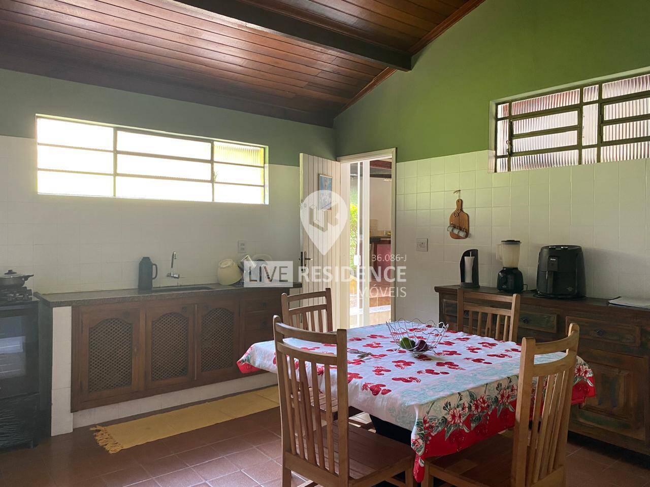 Casa à venda com 2 quartos, 290m² - Foto 24