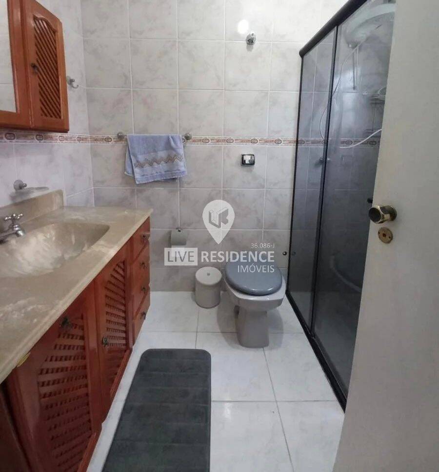 Casa à venda com 3 quartos, 336m² - Foto 3
