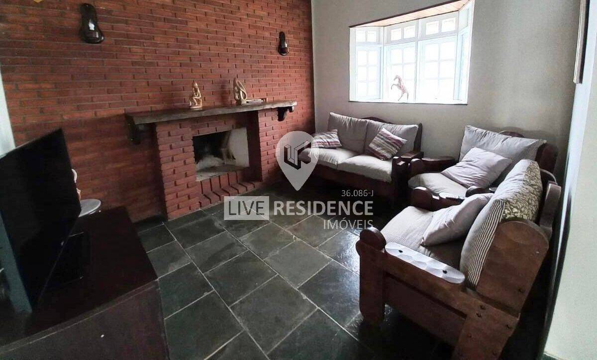 Casa à venda com 3 quartos, 336m² - Foto 7