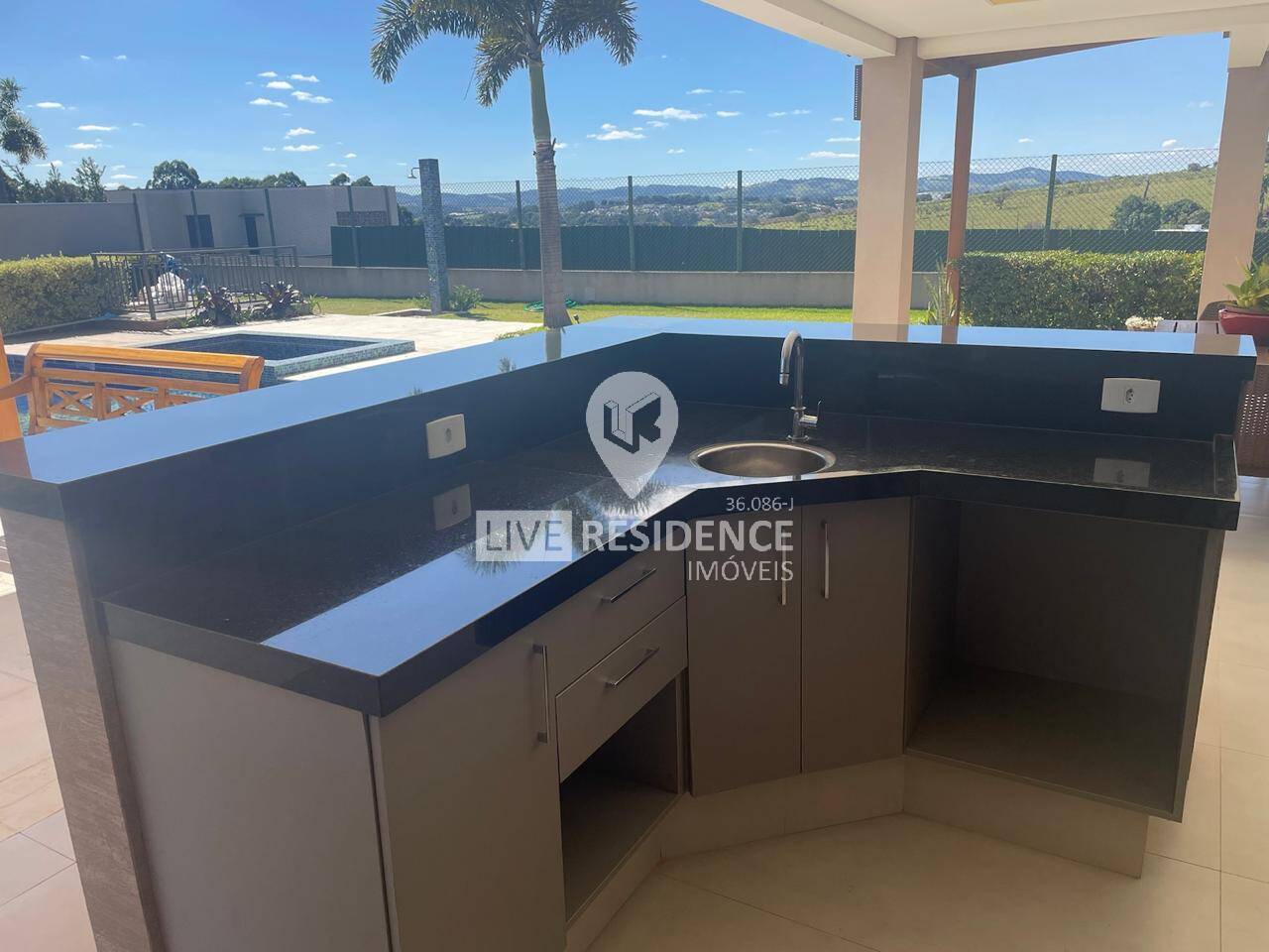 Casa à venda com 4 quartos, 434m² - Foto 2
